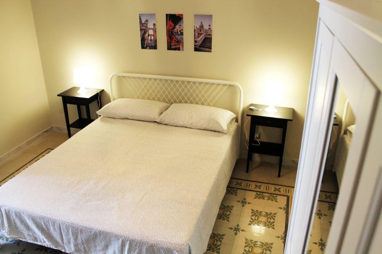 Casa Verdi, Confortevole Bilocale In Centro, 1° P Lejlighed Bagheria Eksteriør billede